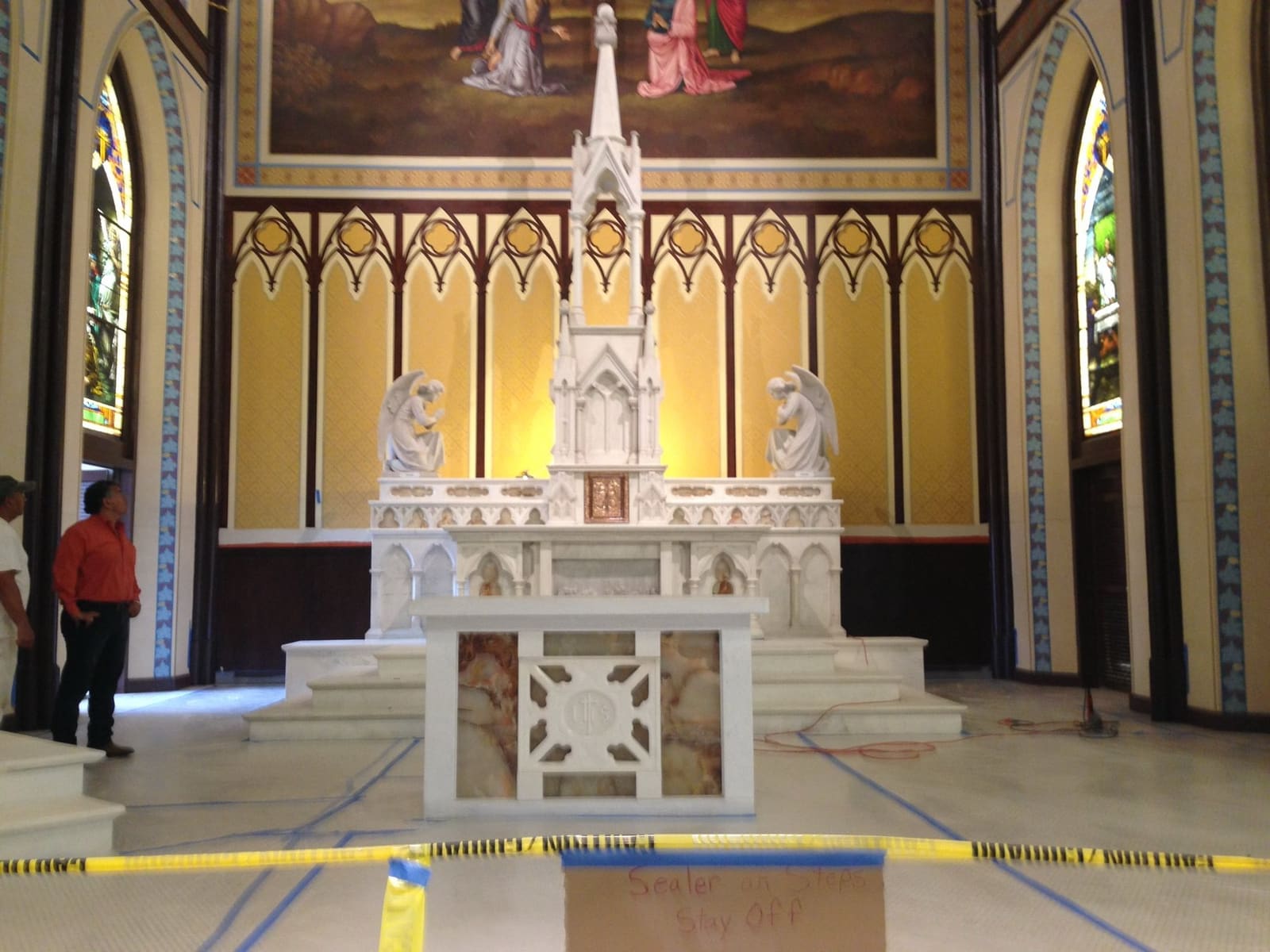 Ornate stone altar screen fabricated by Cangelosi Company