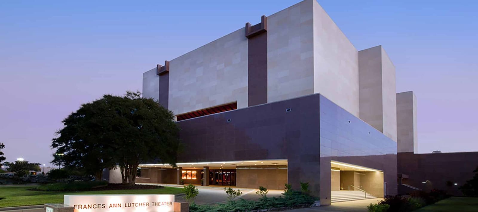 Limestone and granite wall cladding by Cangelosi Company